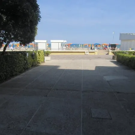 Condominio Al Faro 리그나노 사비아도로